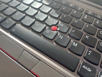 konvertibilní Lenovo ThinkPad X1 Yoga 5th - i7-10610 / 16GB - 5