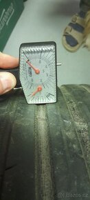 Dvě letní pneu Nokian R17 225 45 - 5