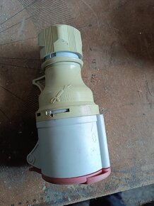 Zásuvky, zástrčky 400V. 16A, 32A. 4 a 5ti kolík - 5
