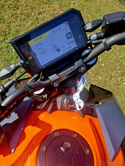 KTM 390 Duke - 5