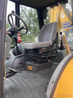 Komatsu WB 97r - 5