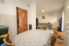 ☀Vodice(HR)-zariadený 3 izbový apartmán 73 m2 na prízemí - 5
