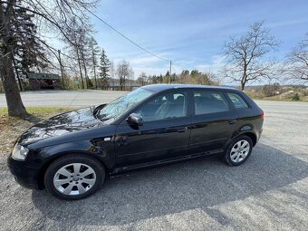 AUDI A3, 1,6 Sportback, rok 2006 - 5