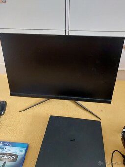 Playstation 4 slim set Vše dohromady - 5