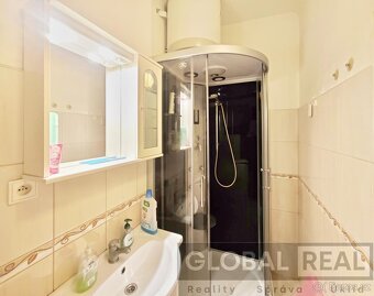 Prodej prostorného zděného bytu 3+1 v centru Jihlavy - 5