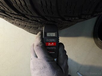 Zimní pneu Nokian 235/55R20 - 5