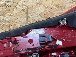 ZADNÍ LEVÉ SVĚTLO AUDI A1 8X0945093B - 5