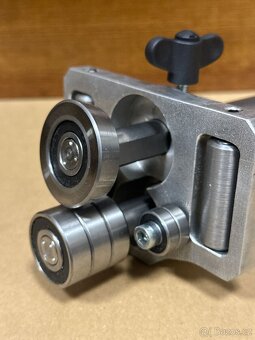 Ohýbačka plechů HIT, válečková ohýbačka 100 stupňů, šířka 15 - 5