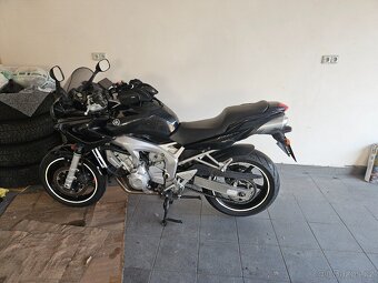 Yamaha Fzr 600 - 5