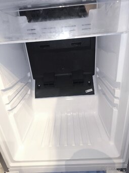 Chladnička s mrazničkou Samsung RB34C603CB1/EF černá - 5