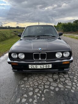 BMW E30 320i Coupe - 5