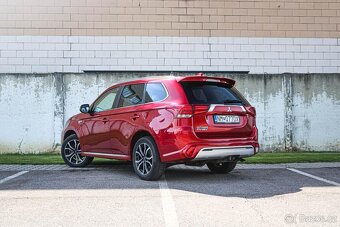 Mitsubishi Outlander PHEV 2.4 4x4 2021 - 5
