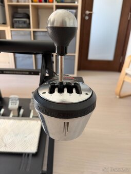 Thurstmaster racing wheel simulátor - 5