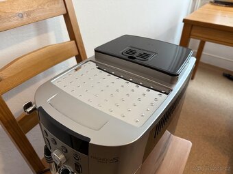 De'Longhi Magnifica S - 5