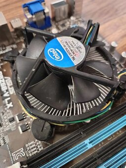 prodám základovou desku ASUS P8Z68-V LX - 5