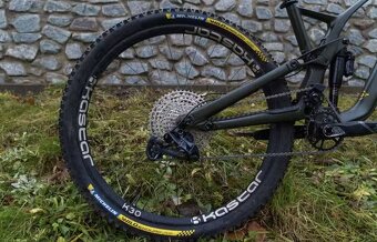 GT Force CarbonPRO - 5