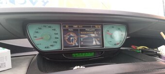 Peugeot 807 - 5
