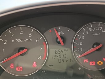 Nissan Micra rok 2010 - 1,25 i benzin - 125000km - 5