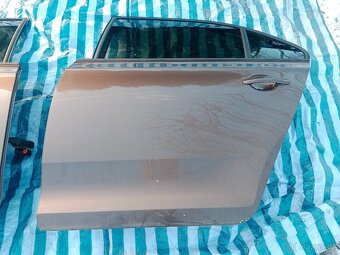 Dveře škoda Rapid sedan liftback - 5