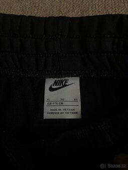 Nike tech fleece tepláky - 5
