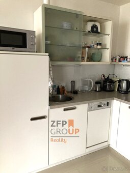 Pronájem bytu 2+kk o rozloze 50 m², ulice Zdoňovská, Praha - - 5