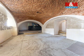 Prodej nájemního domu v Liběchově, ul. nám. V. Levého - 5