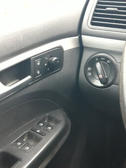 Volkswagen Touran 2.0 TDi - 5