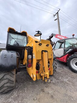 Prodám JCB 531-70/ rv 2020 / joystic/ hydraulicky hak/ 81kw - 5