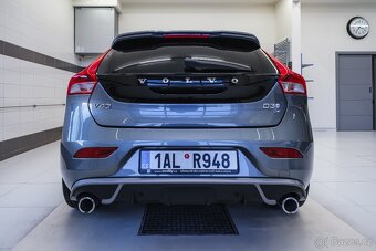 Volvo V40 2018 D3 110kW R-design nez.topení,LED,tažné zař. - 5