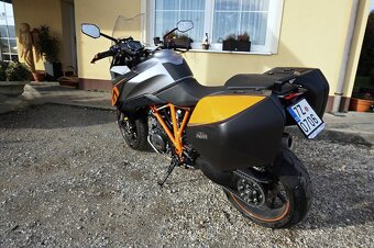 KTM SUPERDUKE 1290GT 2017 // KUFRY //SERVIS - 5