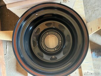 Maxxis Crawler 35x12,5 r15 et-50 10J - 5