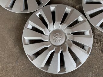 Originální poklice Škoda R16 - 5