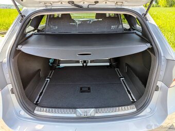 HYUNDAI i40 Combi 1.7CRDi 100kW, Business, 104712km, 2015 - 5