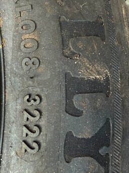 Prodám pneu 195/60r15 - 5