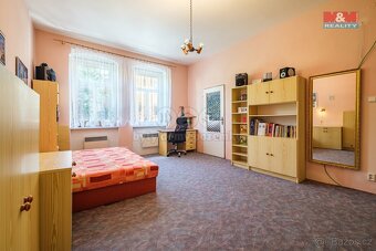 Prodej bytu 4+1, 106 m² + garáž, Kar. Vary, ul. Blahoslavova - 5