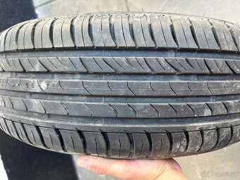 Letní pneumatiky, cca 6-7mm Nokian 195/65 R15 91T - 5