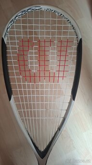 Prodám squashovou raketu Wilson hammer 160 s obalem - 5