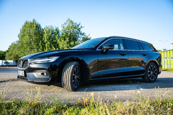 Volvo V60 D3 AWD, 2020 – plná výbava, perfektní stav, DPH - 5