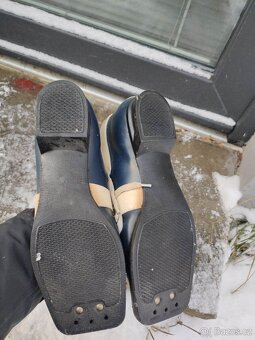 Běžecké lyže, boty, vázání, dětské sjezdovky - 5