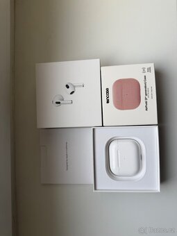 Apple AirPods (3. generace) s nabíjecím pouzdrem Lightning - 5
