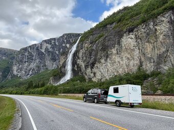 PŮJČOVNA MINI KARAVANŮ - prodej ryb a stromků - 5