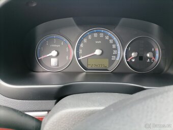 Prodám Hyundai Santa fe 2.2cdri.nafta - 5