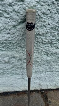 Prodám putter YES C-GROOVE model Victoria cena 2990,- - 5