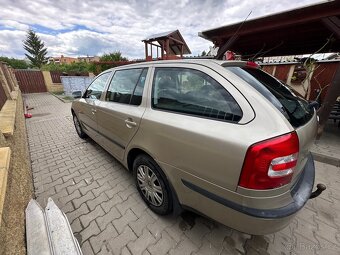 Škoda Octavia 2 Combi 1.6 - 5