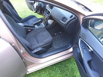 Volvo V40 D2 - 5
