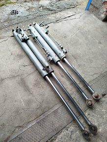 párové hydraulické pístnice - 5