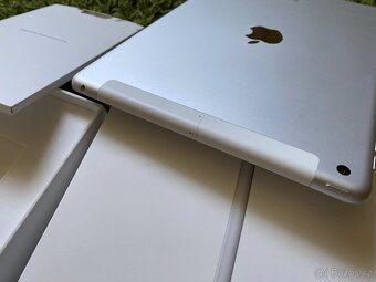 iPad 8. generace (2020) WiFi+Cellular 32 GB - 5