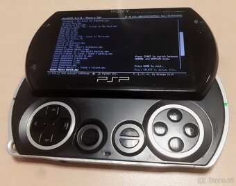 PSP Go - 5