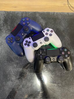 PlayStation 4 Pro 1TB + 3 ovladače + 7 her - 5