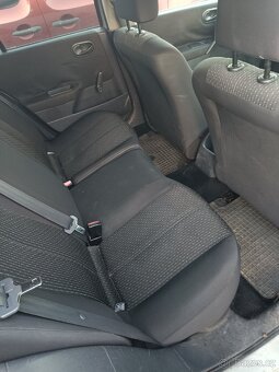 Renault Megane 2003 , 1.4 benzín - 5